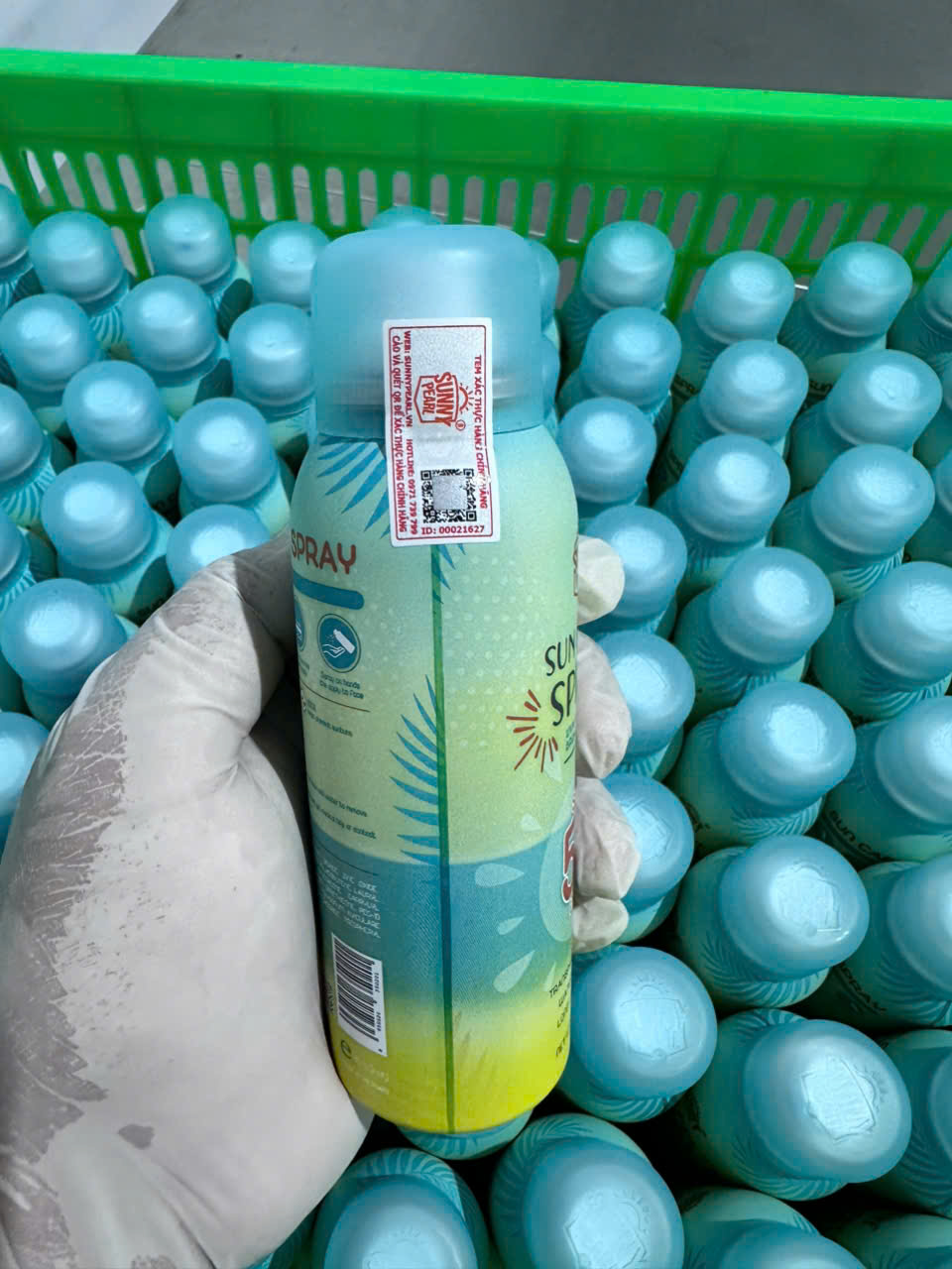 Chai xịt chống nắng SPF50+